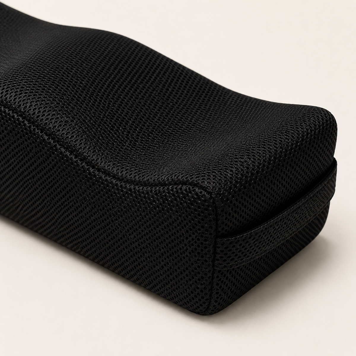 Ostinea Recovery Support Cushion, close detail of the mesh cover